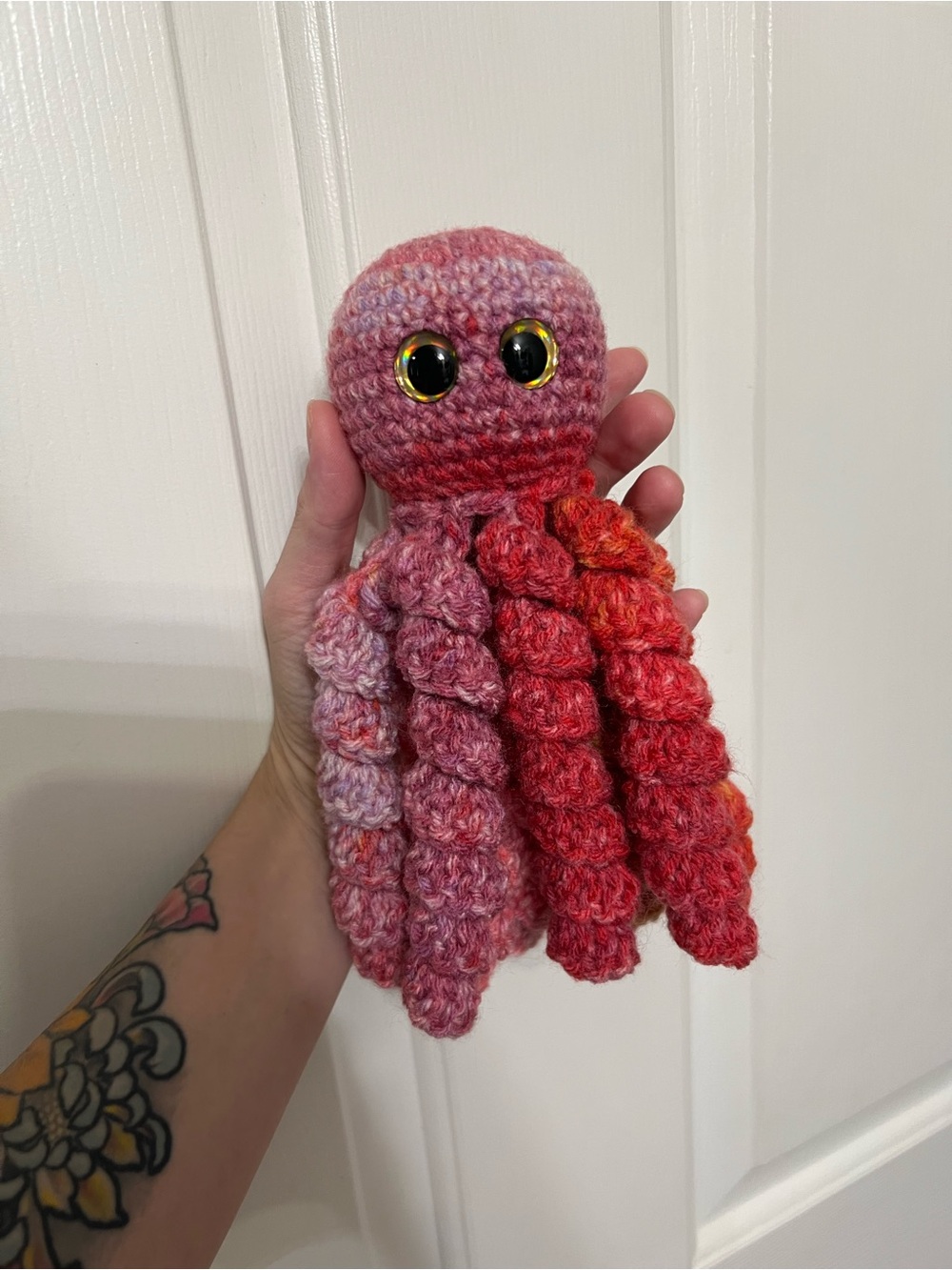 Ombré Crocheted Ocotpus 🐙 - Picture 5 of 6